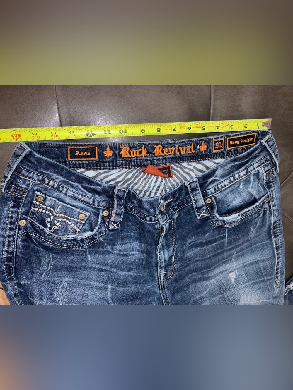 Rock Revival Alivia Easy Straight Distressed Jeans Women’s Size 31 Western - Picture 9 of 10